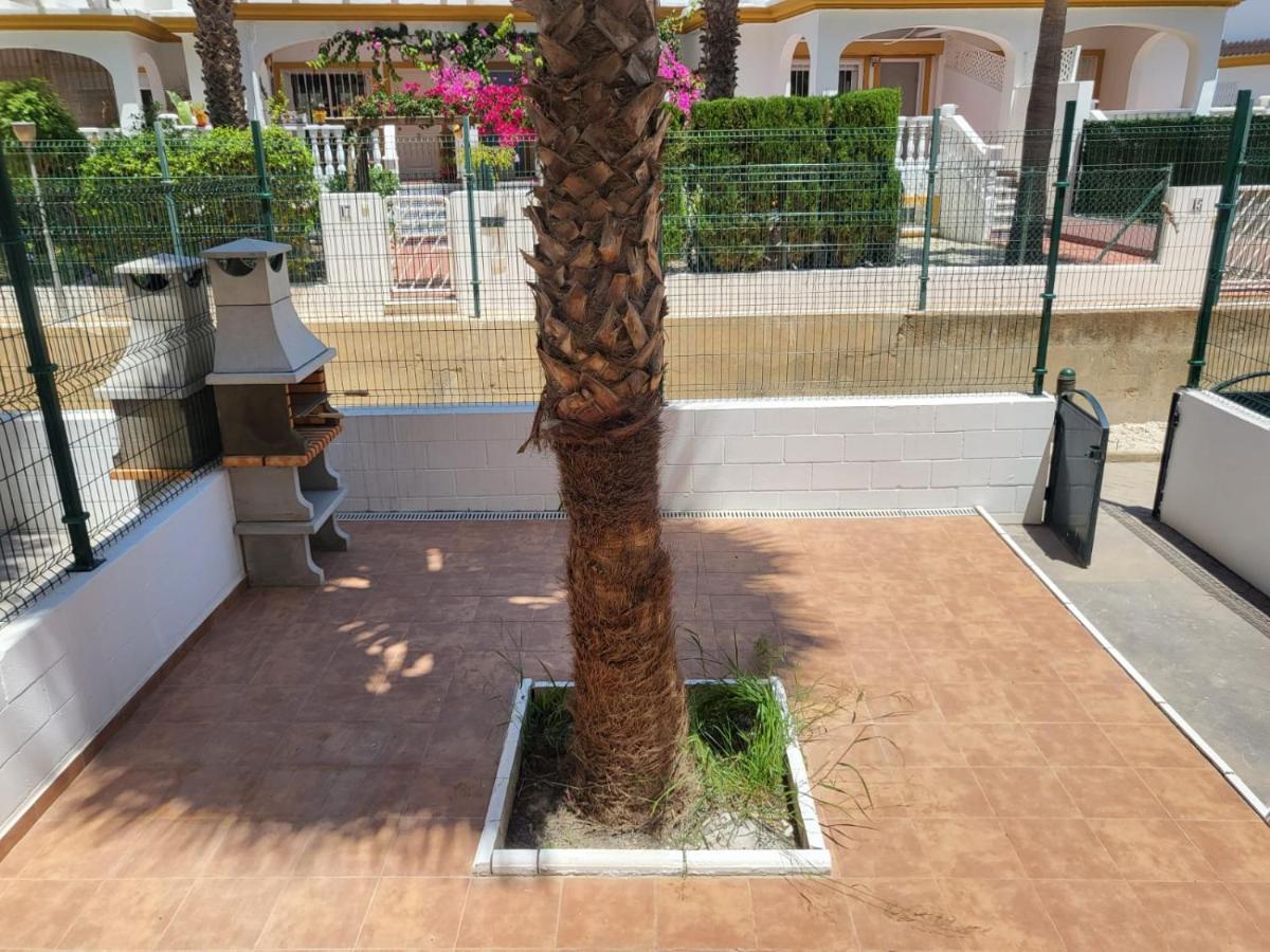 ¡Bajo Precioso Con Salida Directa A La Piscina Comunitaria En Paraiso De Vera! Eksteriør billede